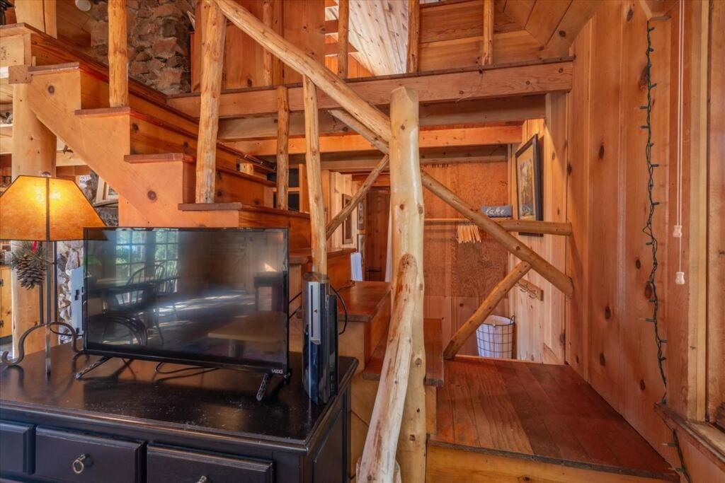 Coziest Cabin In Tahoe W Stone Fireplace Comfy Beds Close To Slopes & Lake Carnelian Bay Buitenkant foto